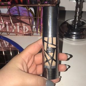 Urban decay all nighter foundation shade 3.5.